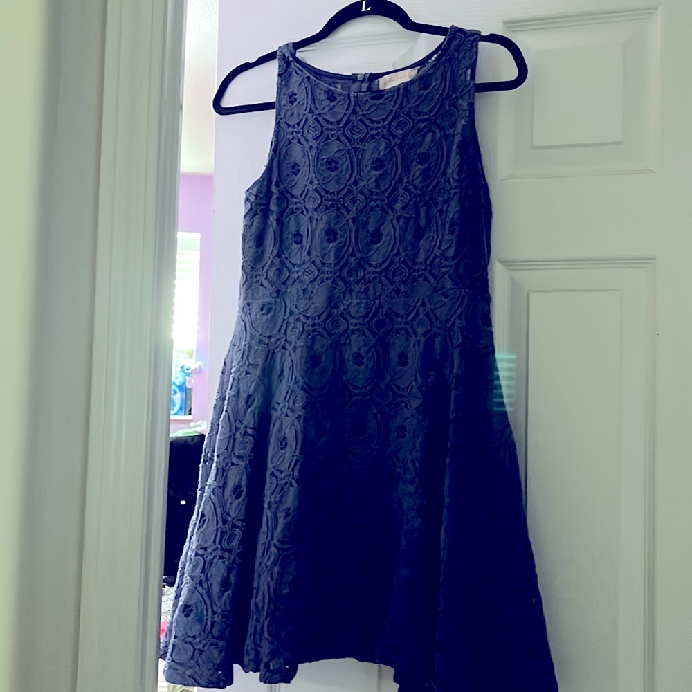 Altar’s state lace dress!